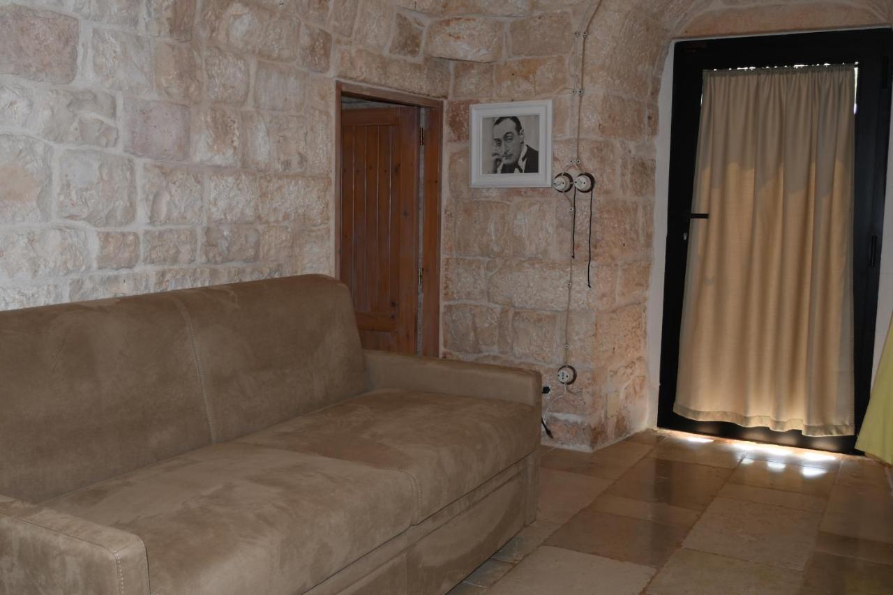 Trullo Bosco Libero Ostuni Villa ภายนอก รูปภาพ