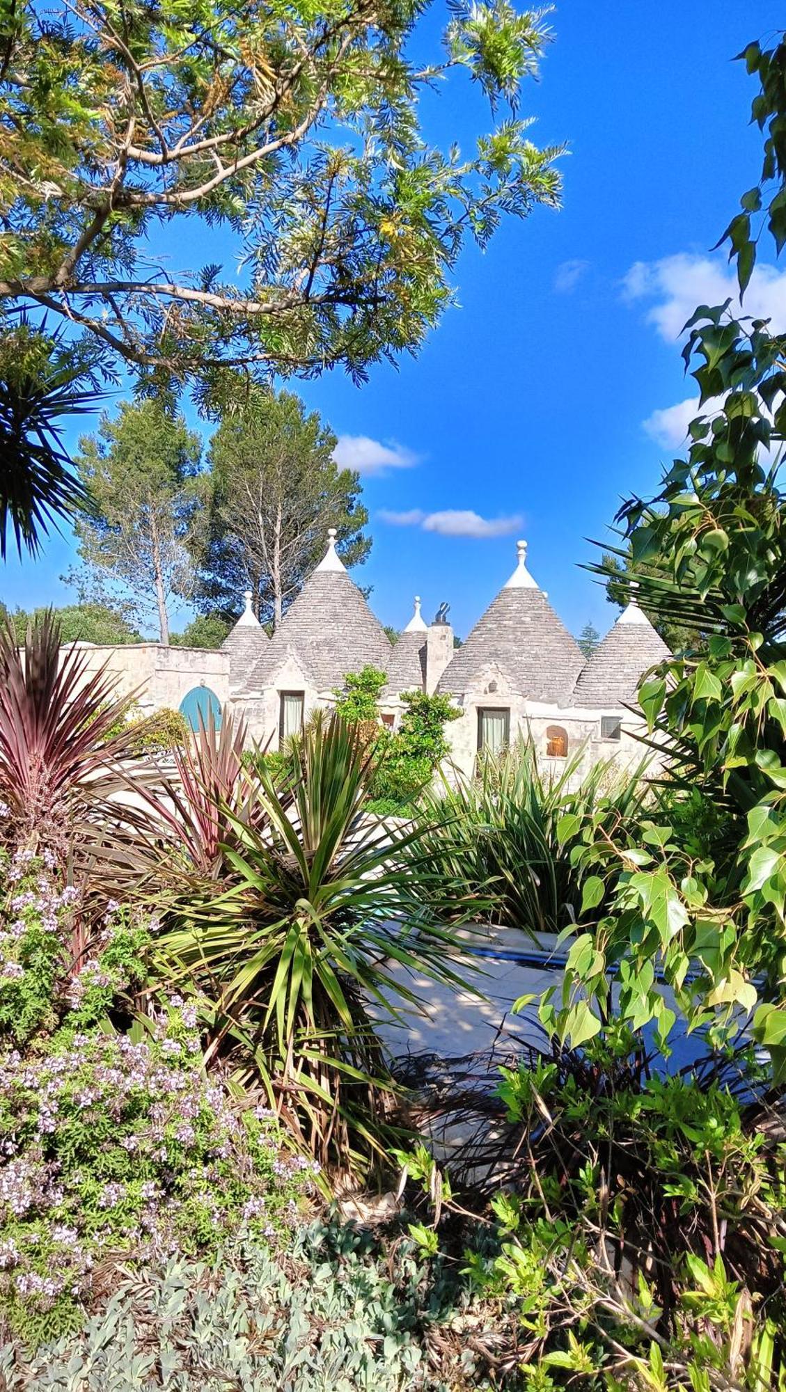 Trullo Bosco Libero Ostuni Villa ภายนอก รูปภาพ