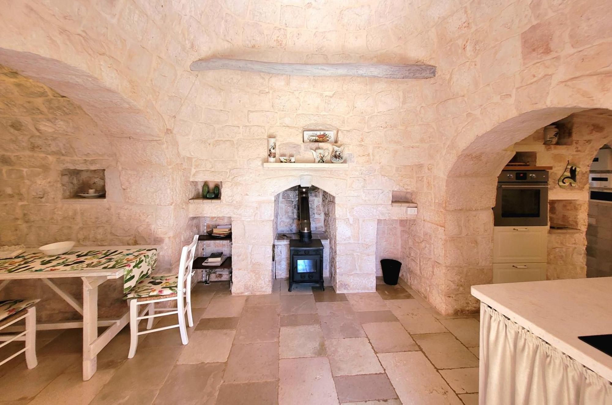 Trullo Bosco Libero Ostuni Villa ภายนอก รูปภาพ