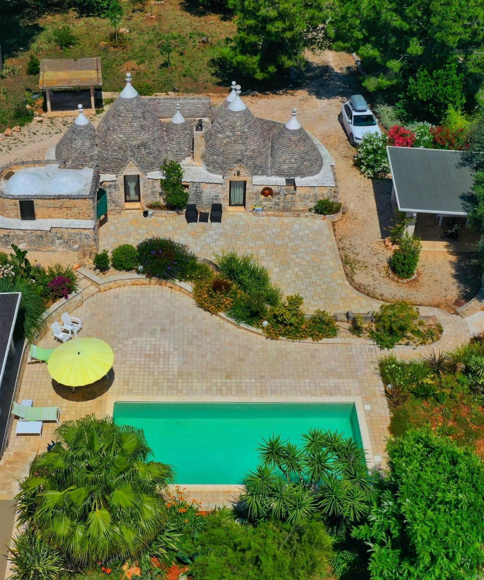 Trullo Bosco Libero Ostuni Villa ภายนอก รูปภาพ